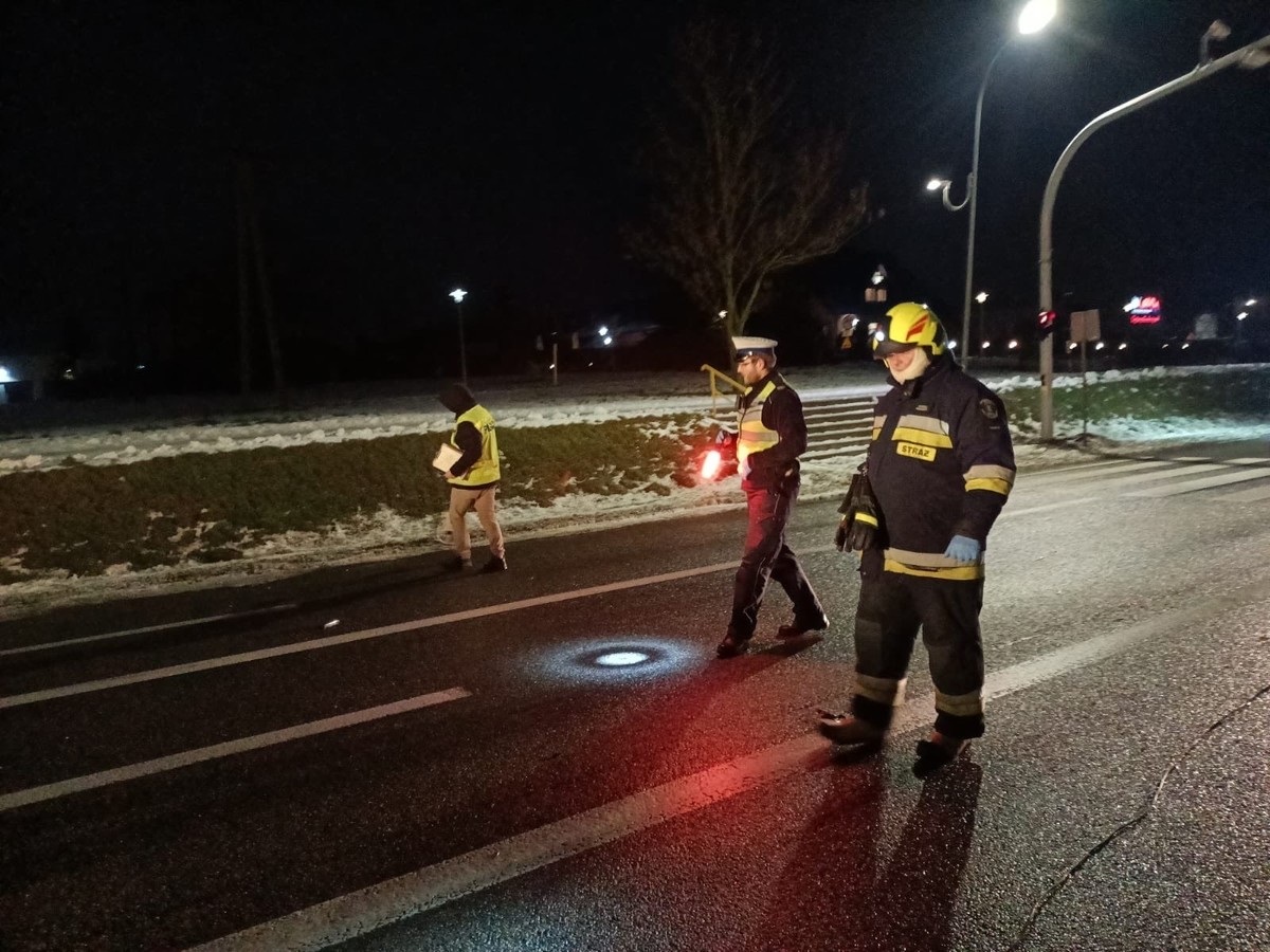 Śmiertelne potrącenie pieszego na przejściu w Gniewie. Policja wyjaśnia okoliczności tragedii - Aktualności