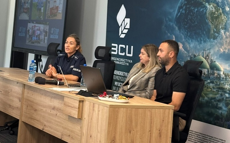 Policjantka uczestniczyła w konferencji Stop Radykalizmu - Aktualności