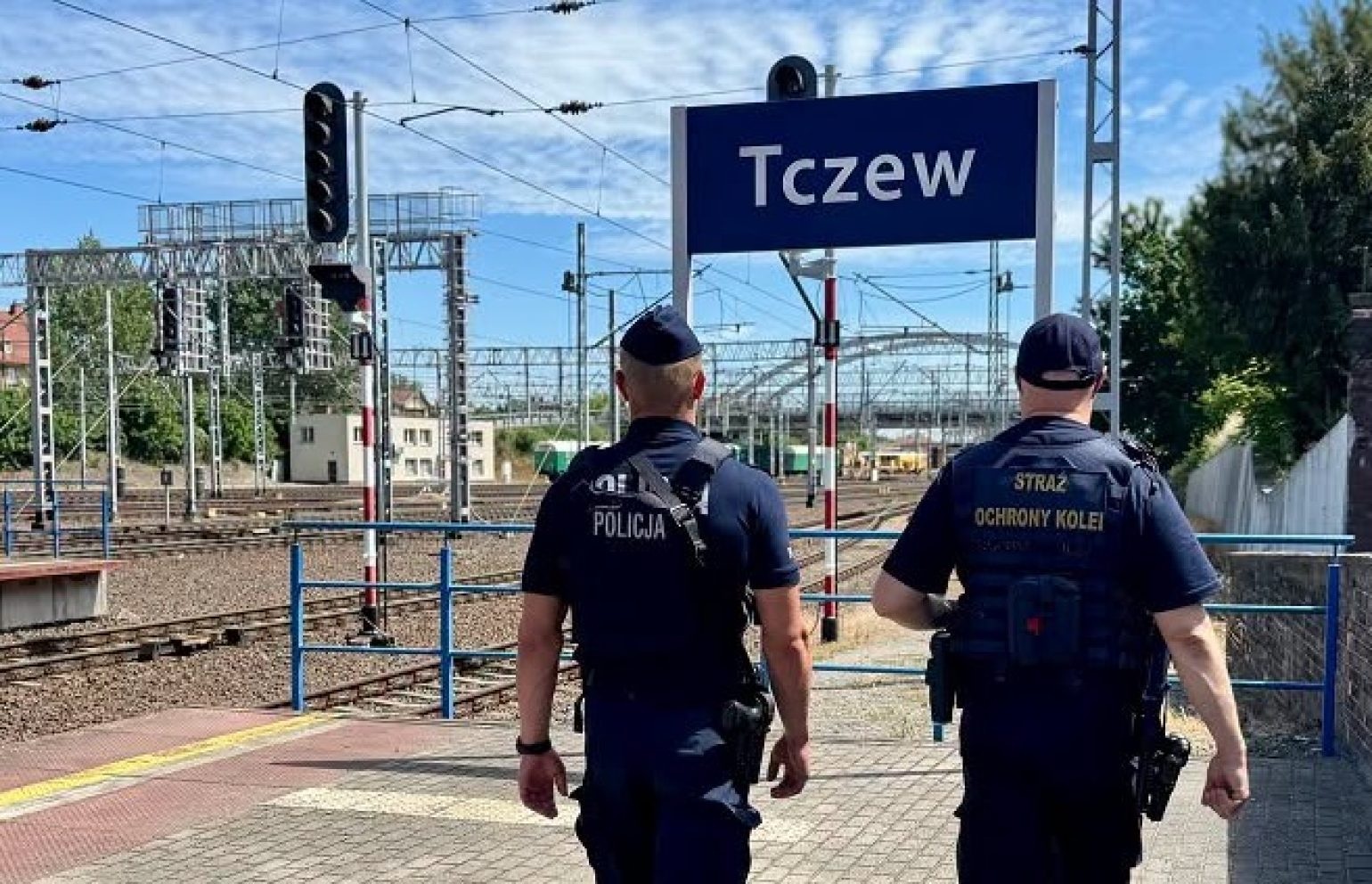 Agresywna pasażerka poszukiwana przez prokuraturę zatrzymana przez wspólny patrol SOK i Policji - Aktualności