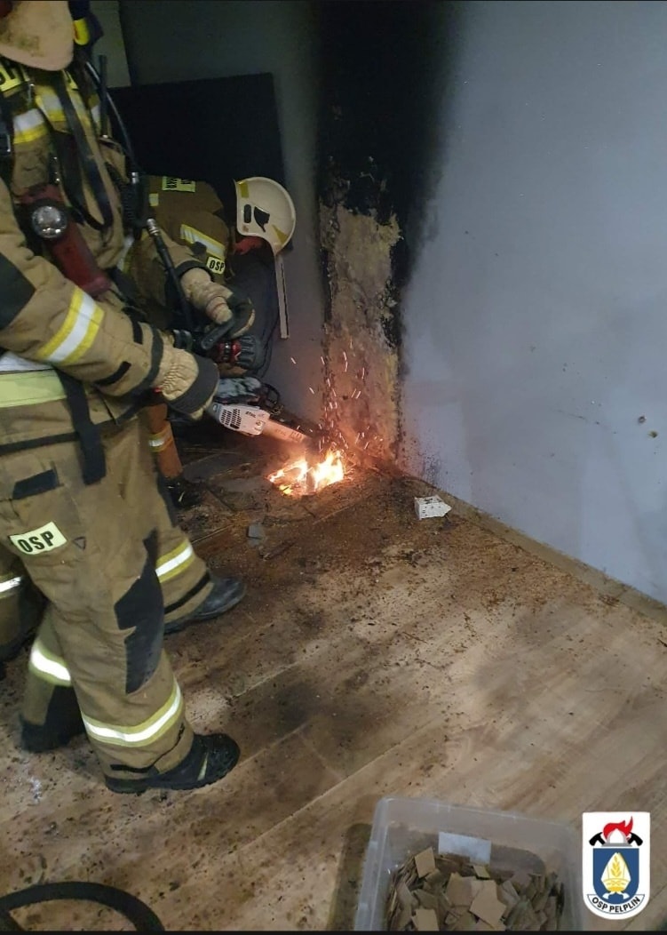 Pelplin. Podłoga stanęła w płomieniach - Aktualności