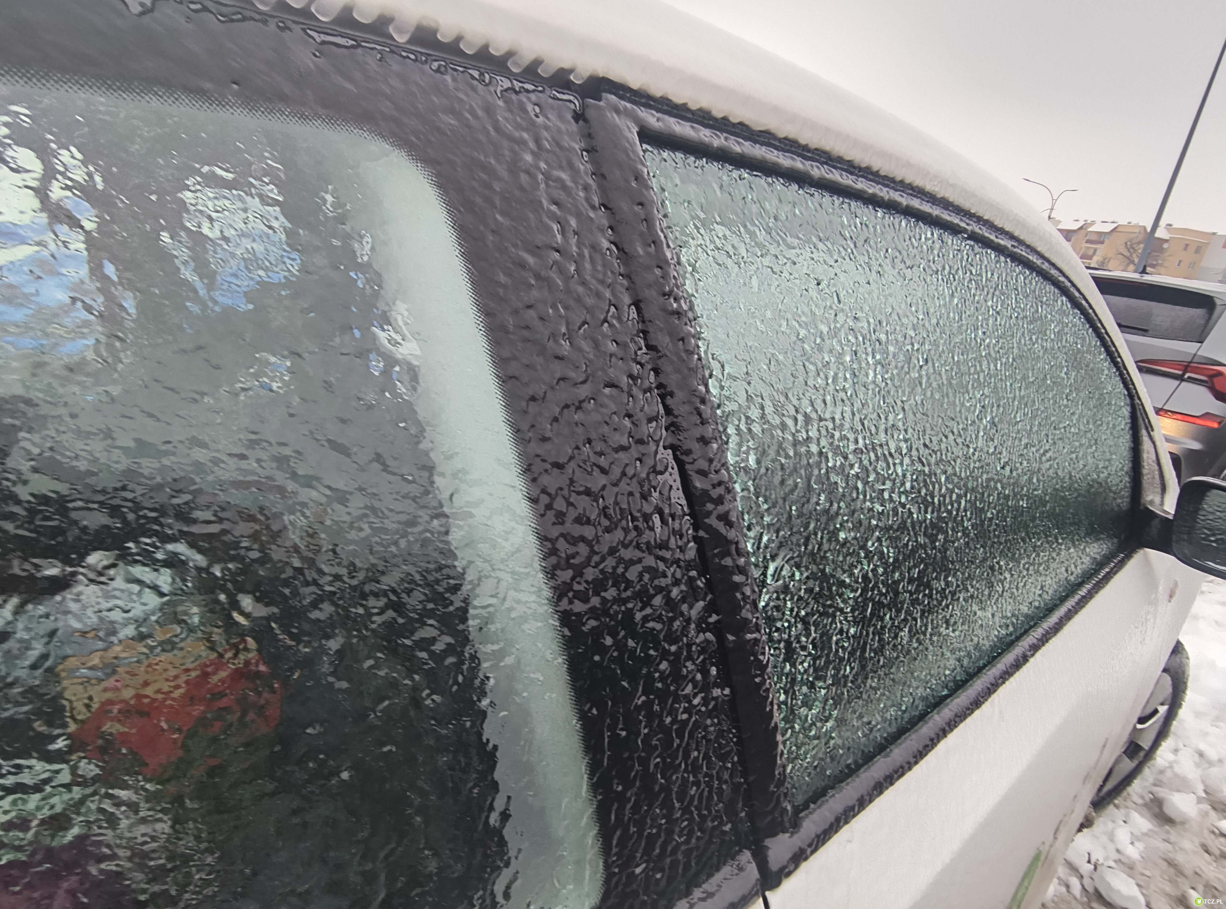 Tczew skuty lodem po marznących opadach - Aktualności