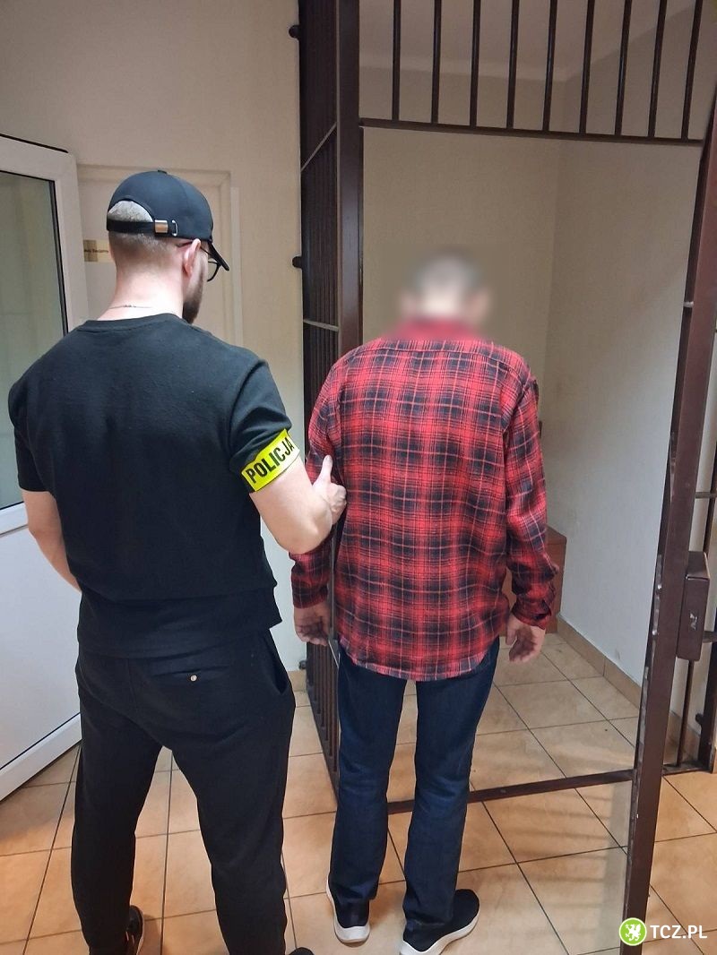 Wypadek syna okazał się próbą oszustwa. Policjanci zatrzymali 39-latka i odzyskali 50 tysięcy złotych - Aktualności