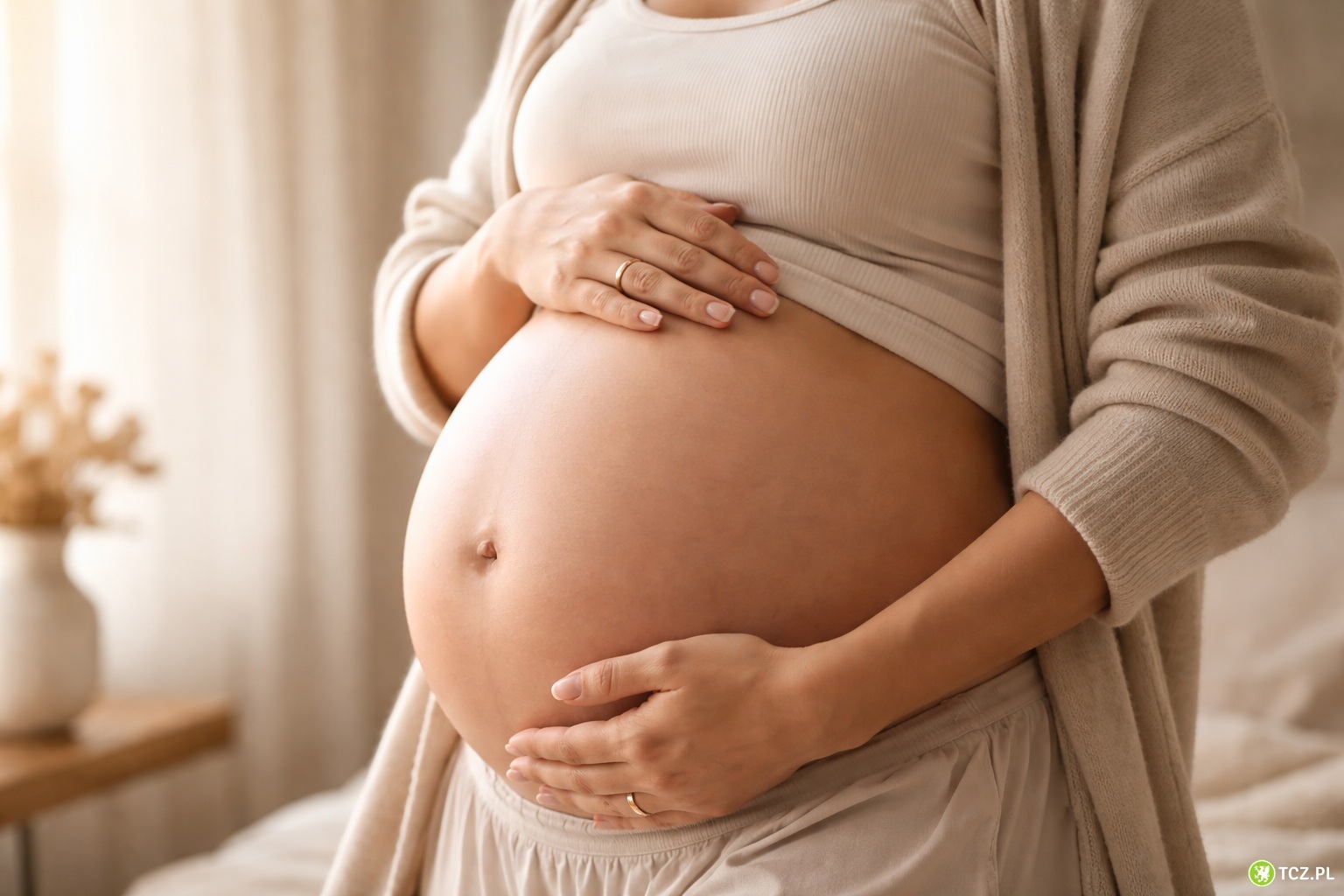 ZUS bliżej mam. Sprawdź, co zmienia się w obsłudze kobiet w ciąży - Aktualności
