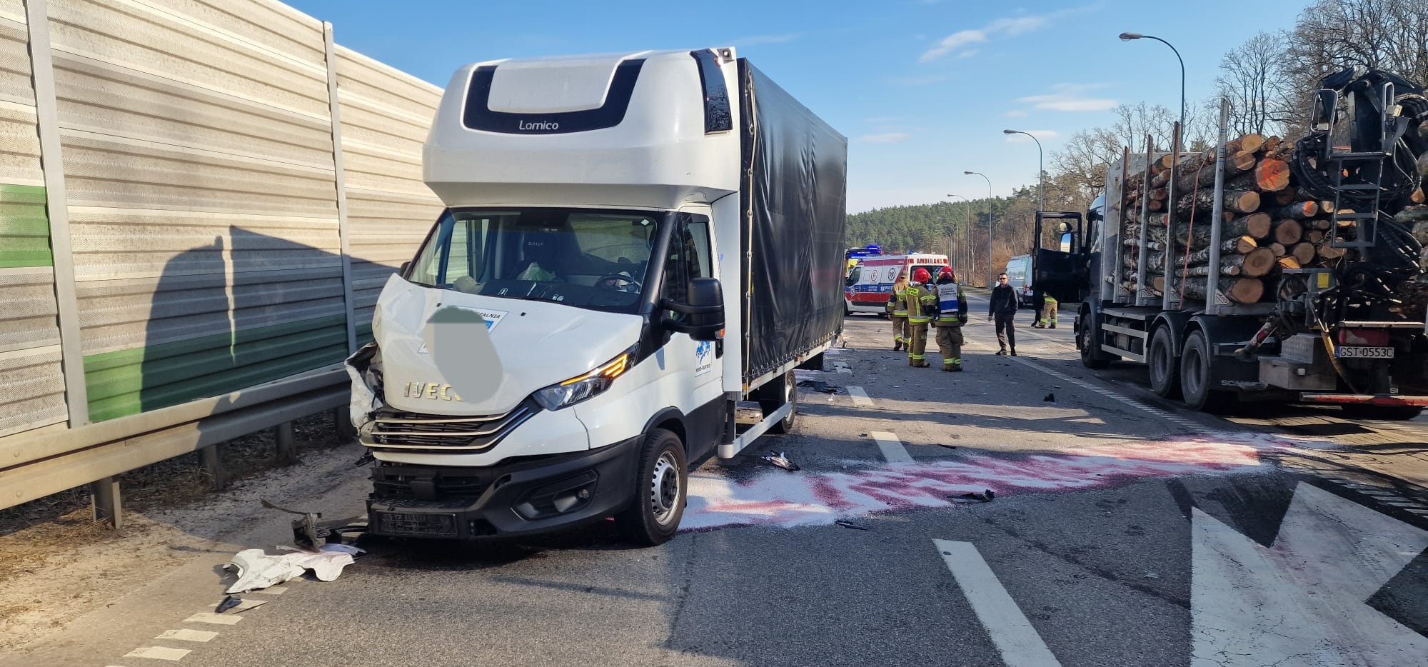 Poważny wypadek na DK90. Dwie osoby ranne - Aktualności