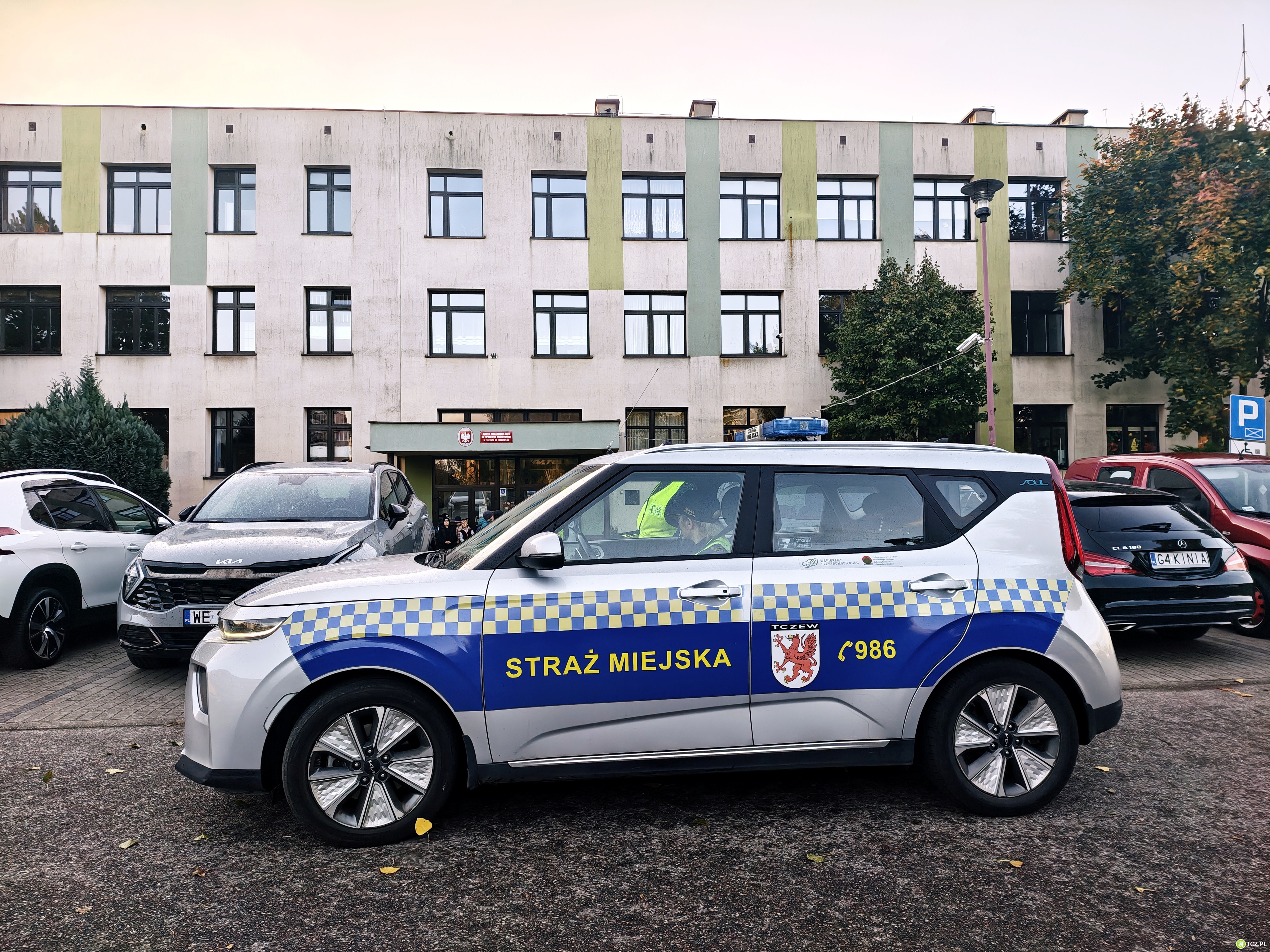 Wzmocnione środki bezpieczeństwa, jednak wiele dzieci nie poszło do szkół - Aktualności