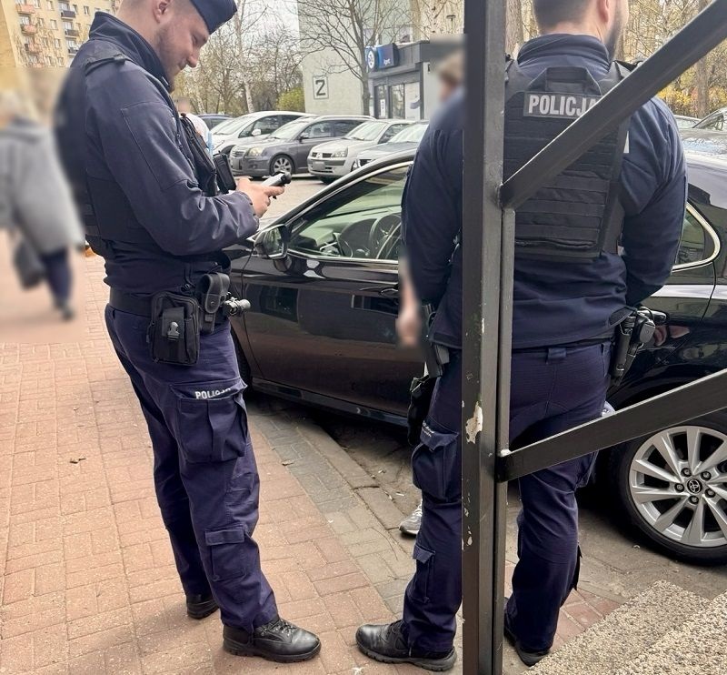 Dobre rozpoznanie i szybka reakcja - dwóch poszukiwanych zatrzymanych w 30 minut - Aktualności