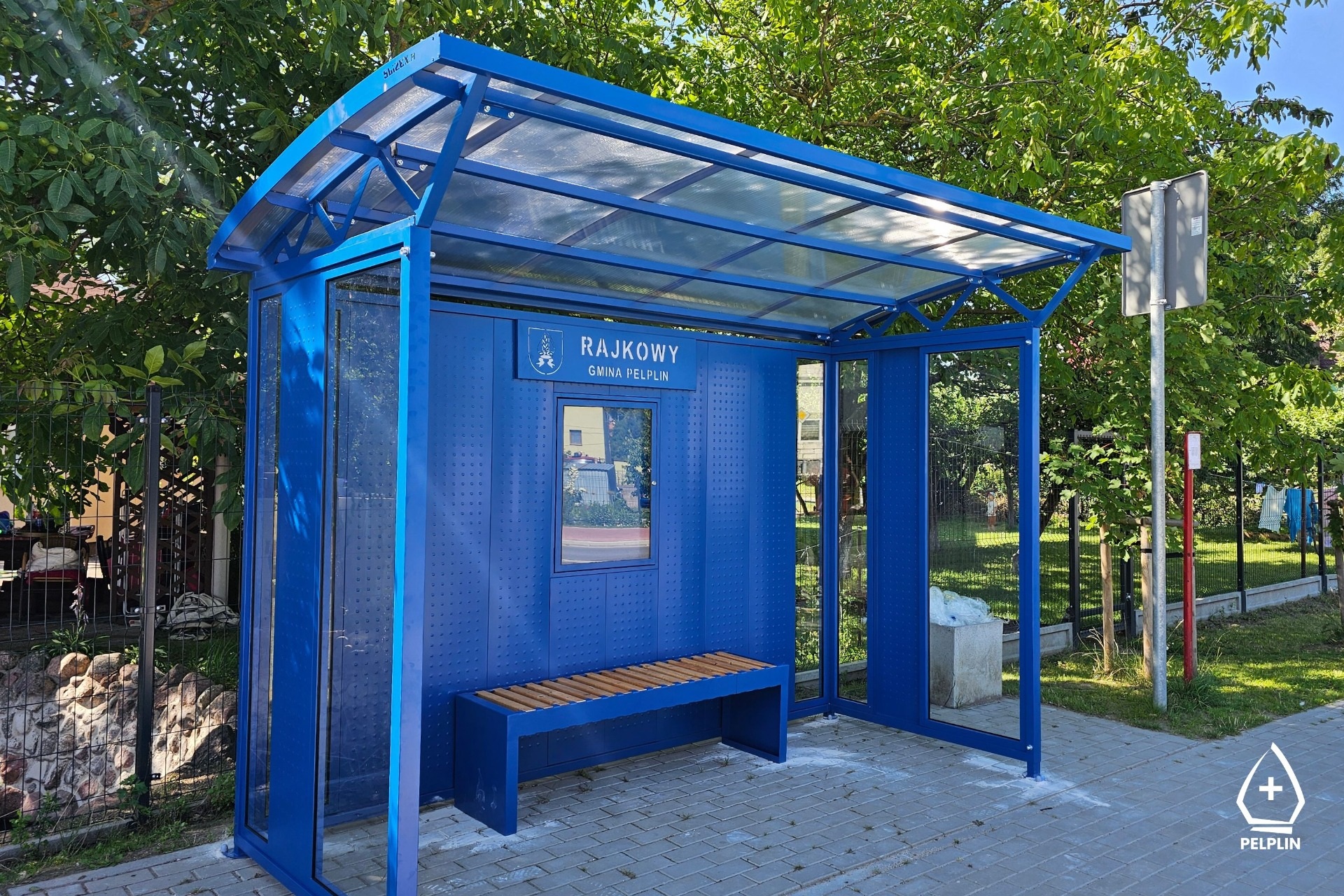 Nowe wiaty przystankowe w Gminie Pelplin - Aktualności