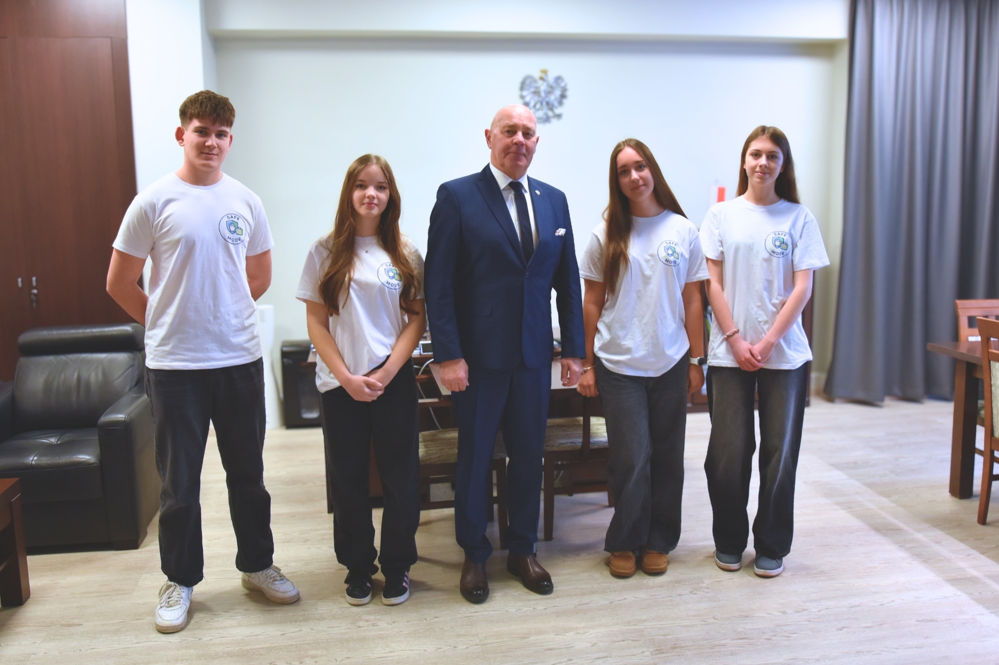 Safe Mode. Młodzi uświadamiają, iż wiedza i spokój są najważniejsze w sytuacjach zagrożenia - Aktualności