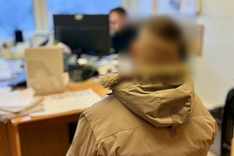 Miłośnik kapsułek do zmywarki w rękach mundurowych - Aktualności