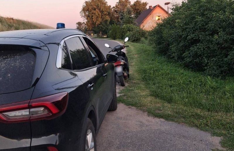 Bez kasku i z blisko 3 promilami alkoholu. Motorowerzysta zatrzymany przez policjantów z Pelplina - Aktualności