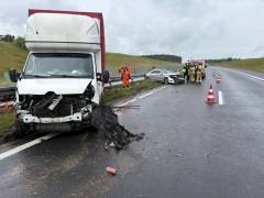 Zderzenie dwóch aut na A1 - Aktualności