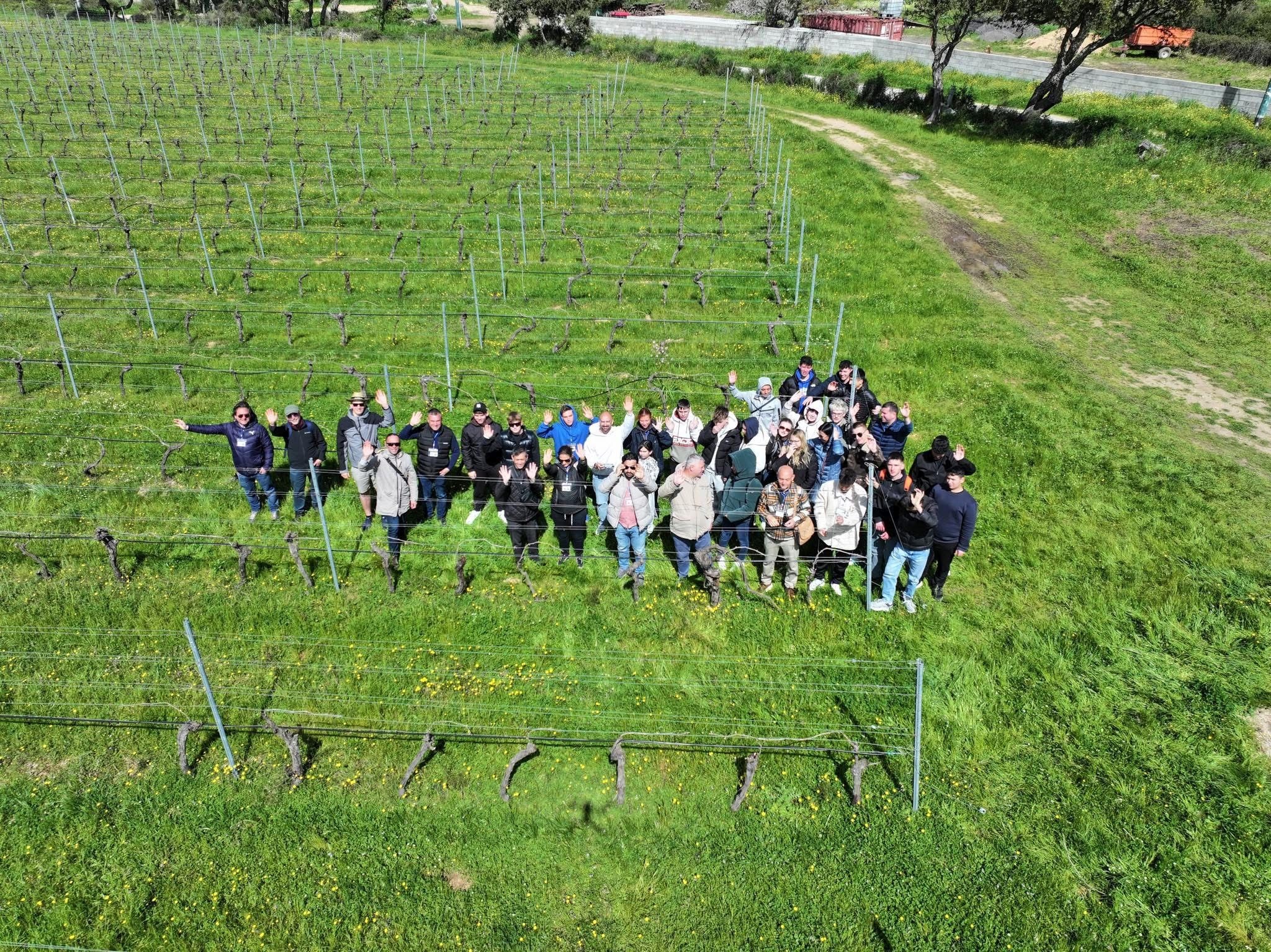 Jak wykorzystać drony w rolnictwie? Uczniowie ze Swarożyna już wiedzą - Aktualności