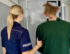 Kryminalni zatrzymali 28-latka podejrzanego o wynoszenie perfum i szczoteczek z drogerii - Aktualności