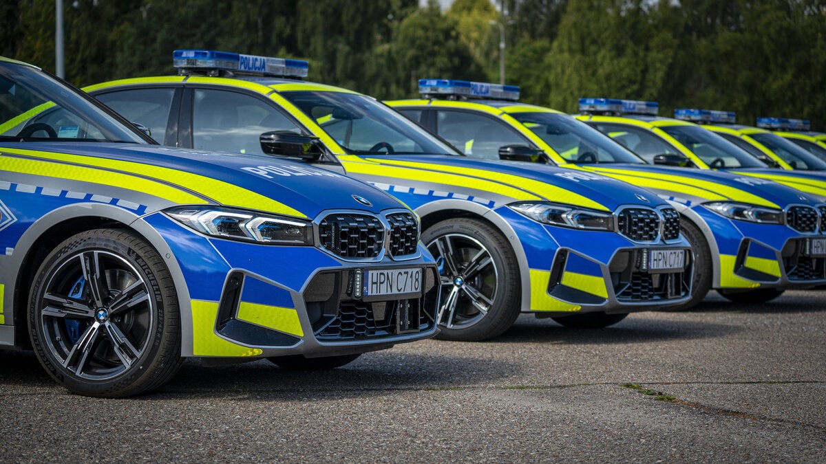 BMW z sześciocylindrowym silnikiem w rękach tczewskich policjantów - Aktualności