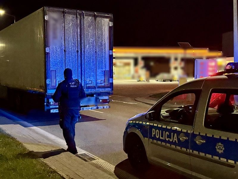 Pościg za ukradzioną ciężarówką! Sceny jak z filmu akcji [WIDEO] - Aktualności