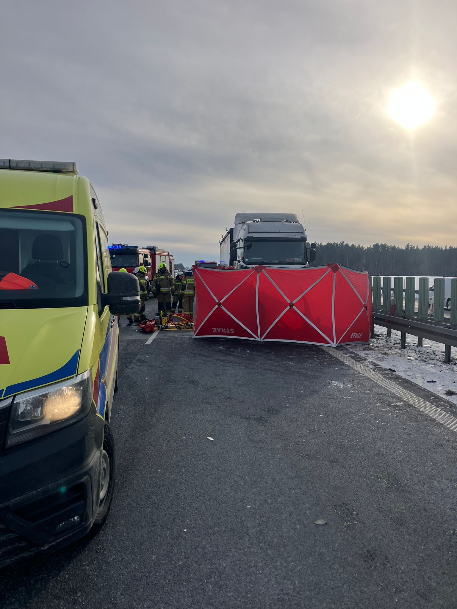 Zablokowana autostrada. Śmiertelny wypadek pod Pelplinem - Aktualności