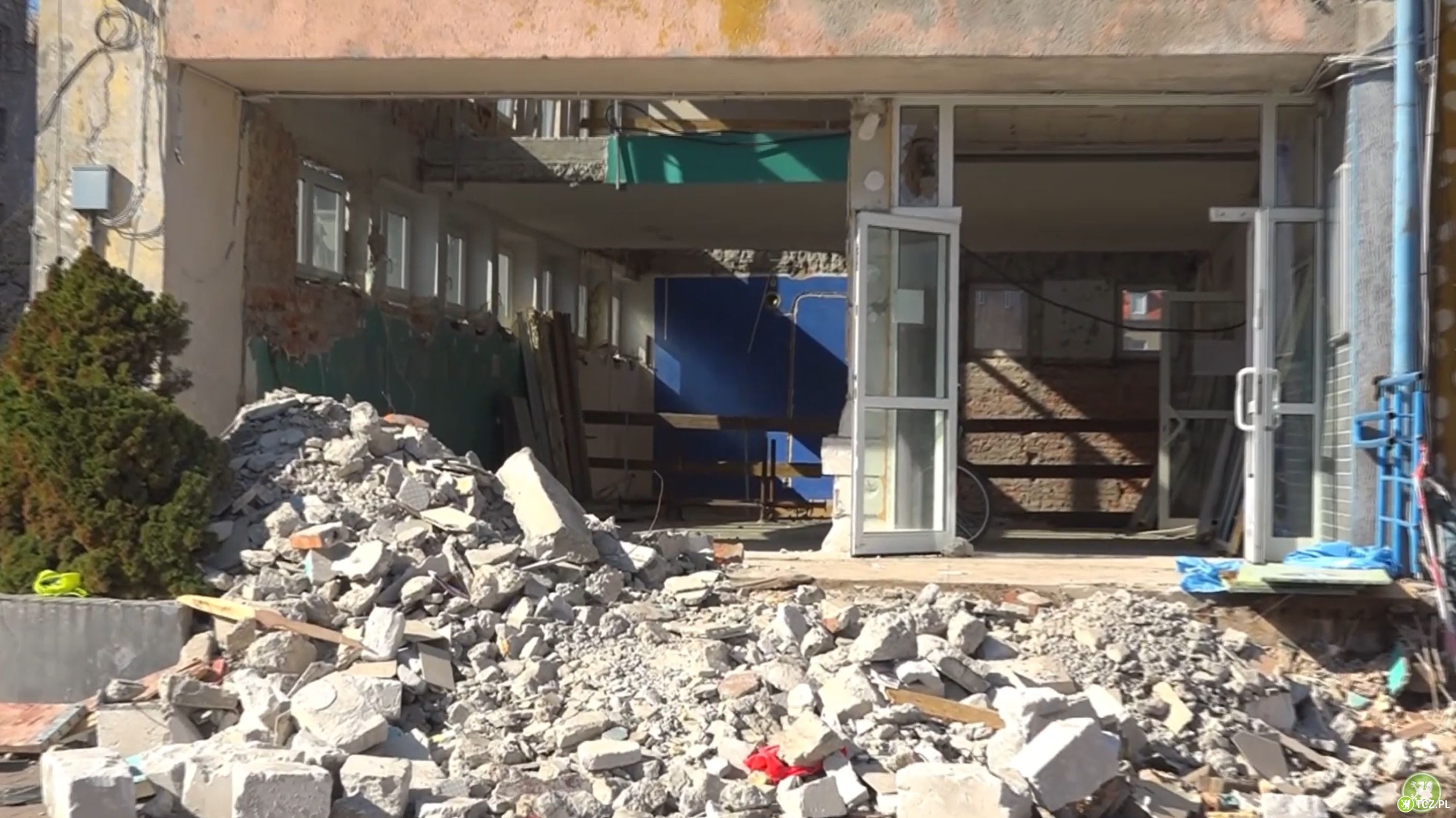 Na starym basenie praca wre, a siłownia i fitness w nowym miejscu - Aktualności